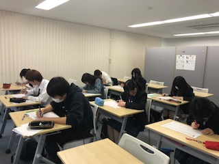 【鹿児島】漢字検定対策授業～小テスト中